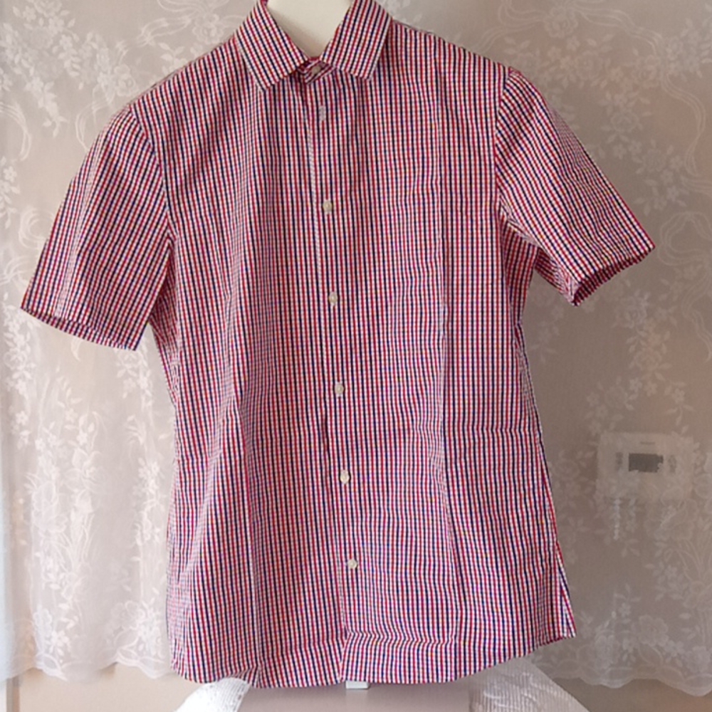 Men's short sleeve shirt 3/$15 item